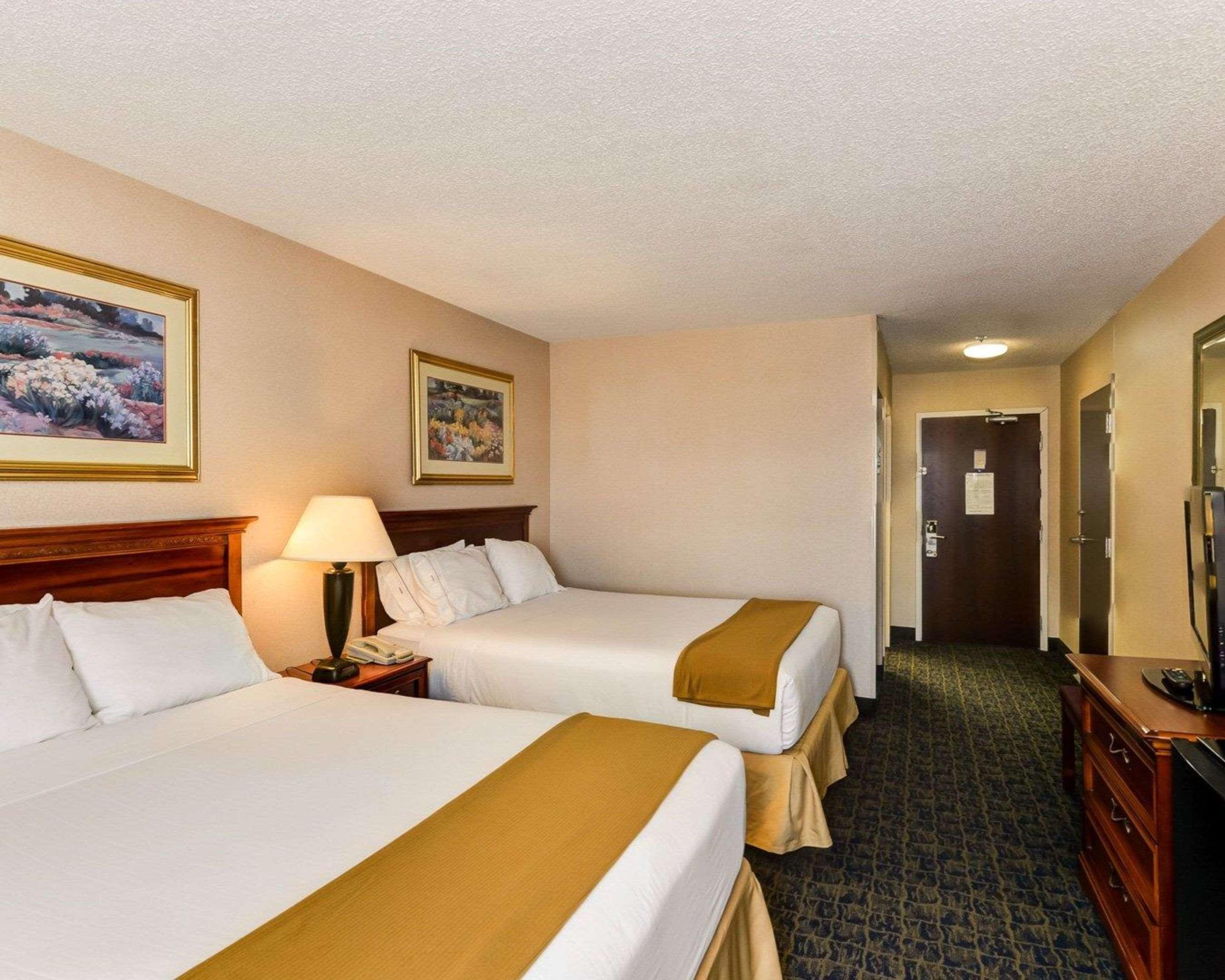 Quality Inn Spring Mills - Martinsburg North Exterior photo