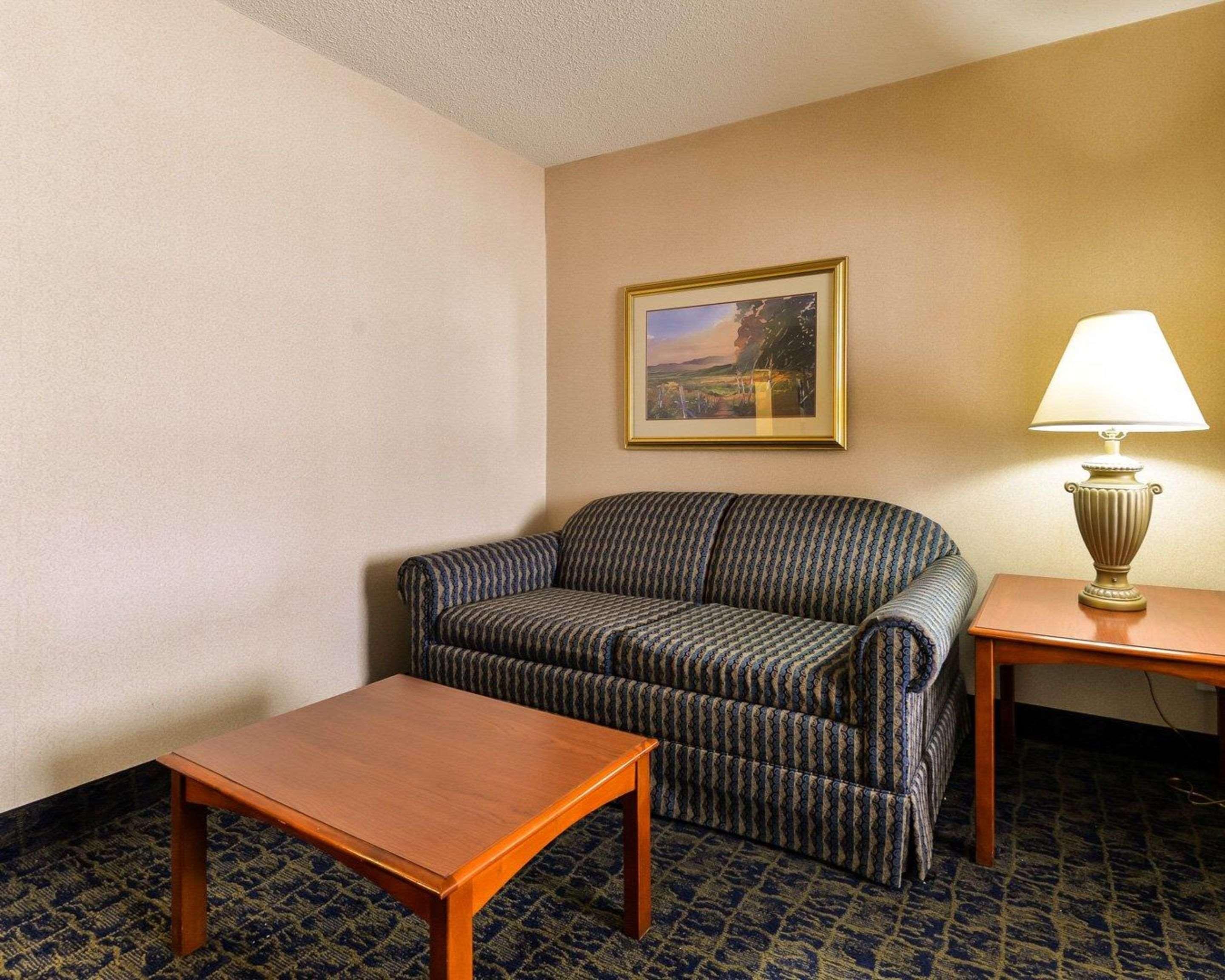 Quality Inn Spring Mills - Martinsburg North Exterior photo