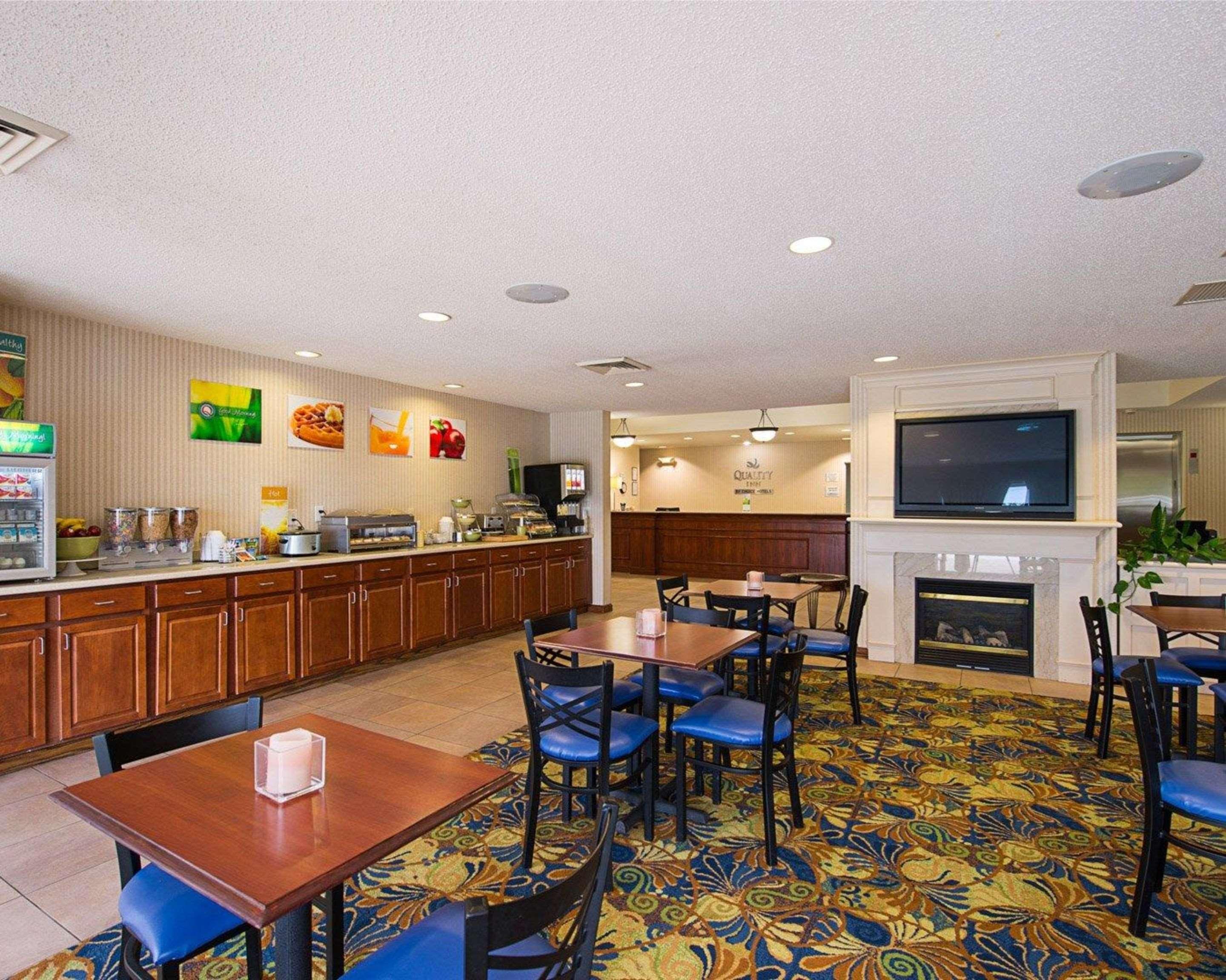 Quality Inn Spring Mills - Martinsburg North Exterior photo