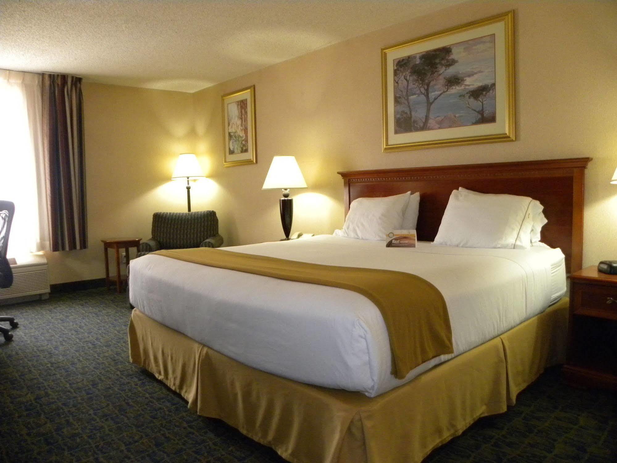 Quality Inn Spring Mills - Martinsburg North Exterior photo